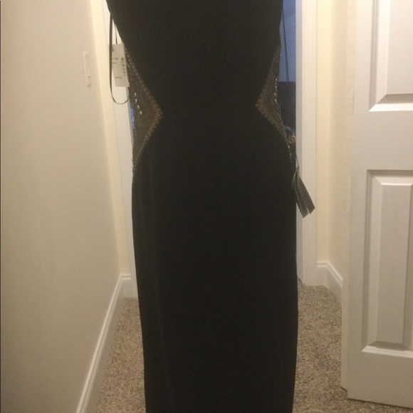 Tadashi Black Gown Sz 12 - Picture 5 of 5